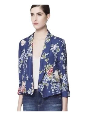 ZARA Floral Cropped Blazer, 3/4 Length Sleeves, Size XS.